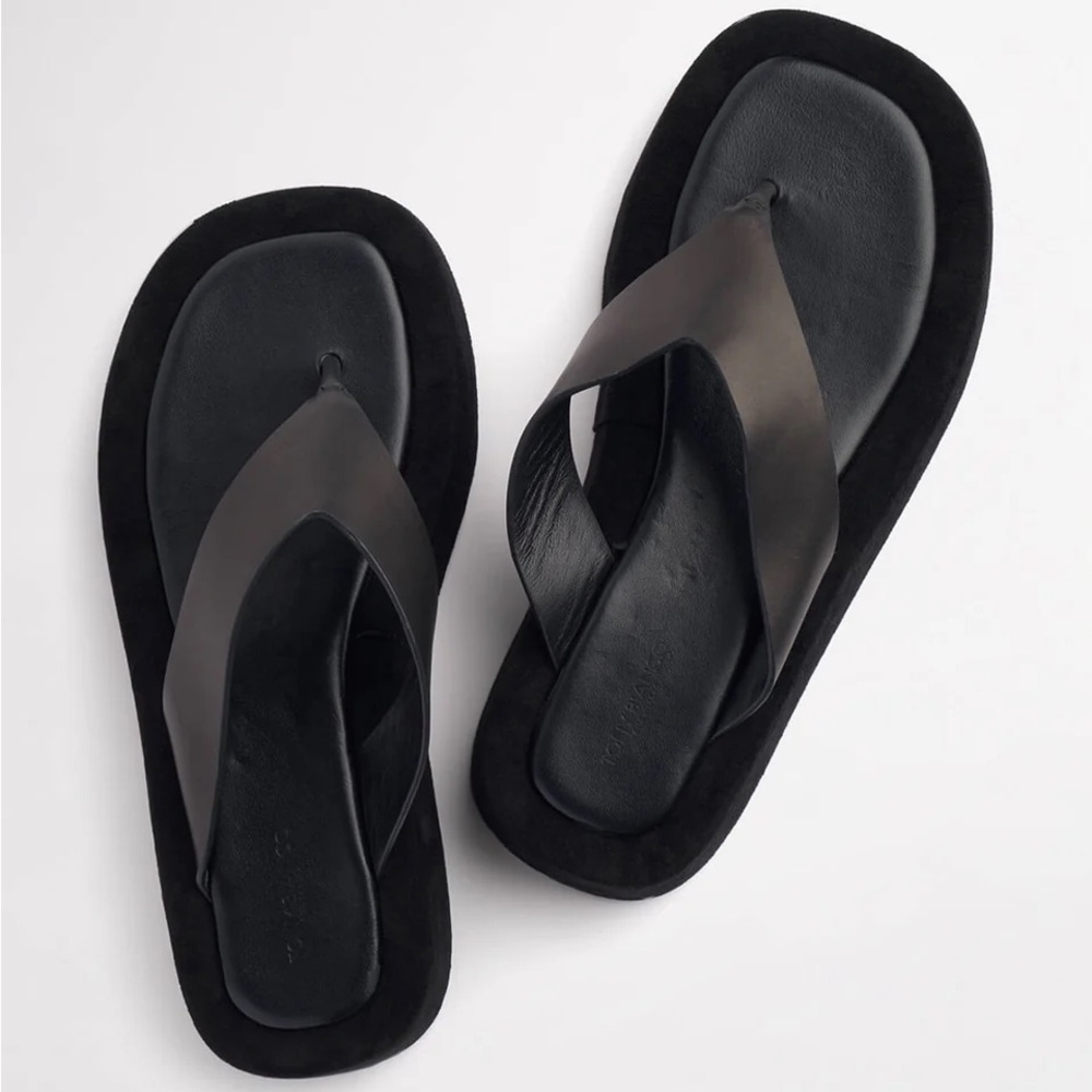 Tony Bianco Ives Black Platform Sandal